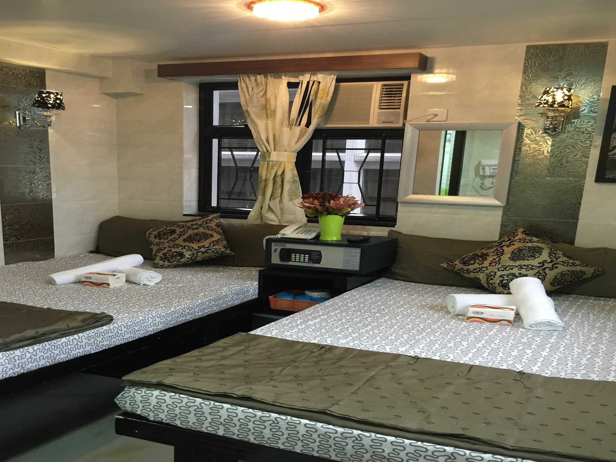 Hi-Inn Hong Kong Bagian luar foto